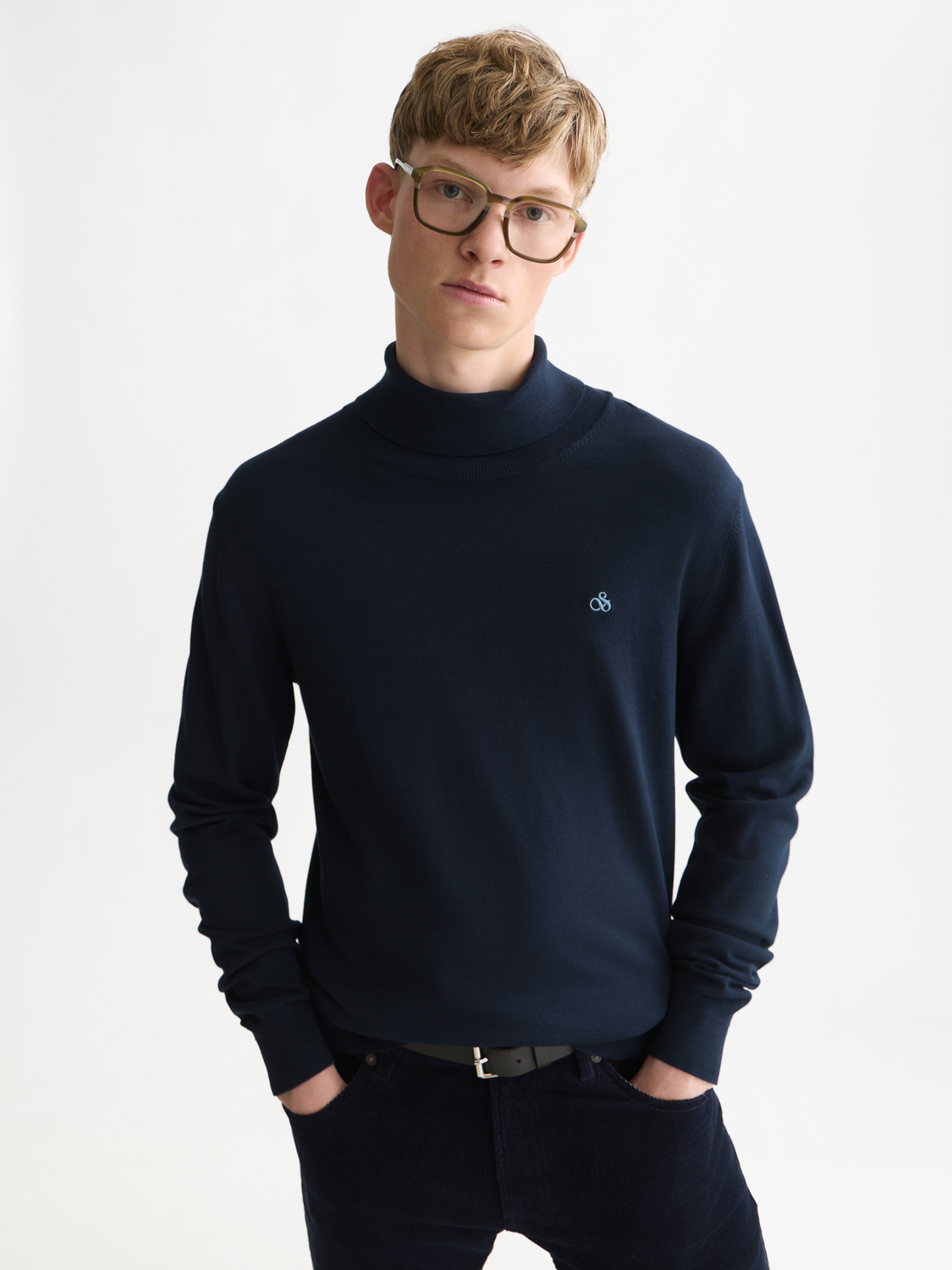 Embroidered Logo Turtleneck Knit Pullover