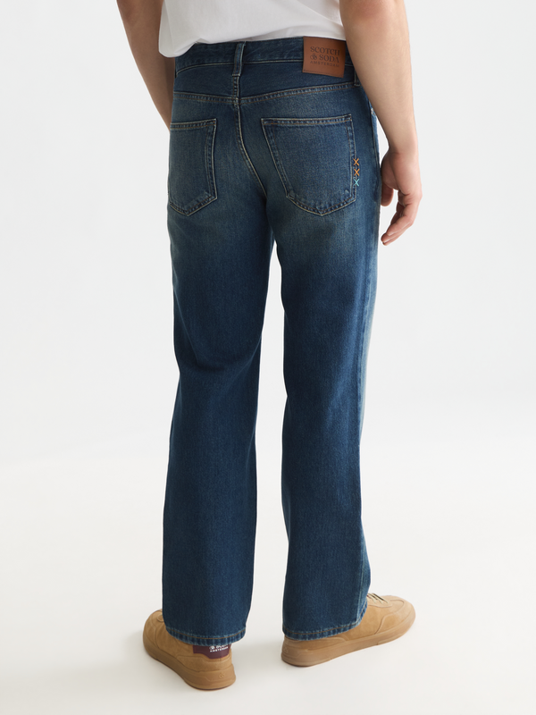 Le jean évasé Beat