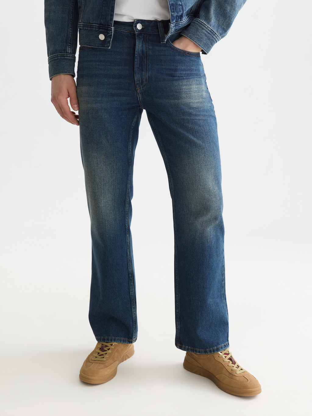 The Beat Flared Fit Jeans