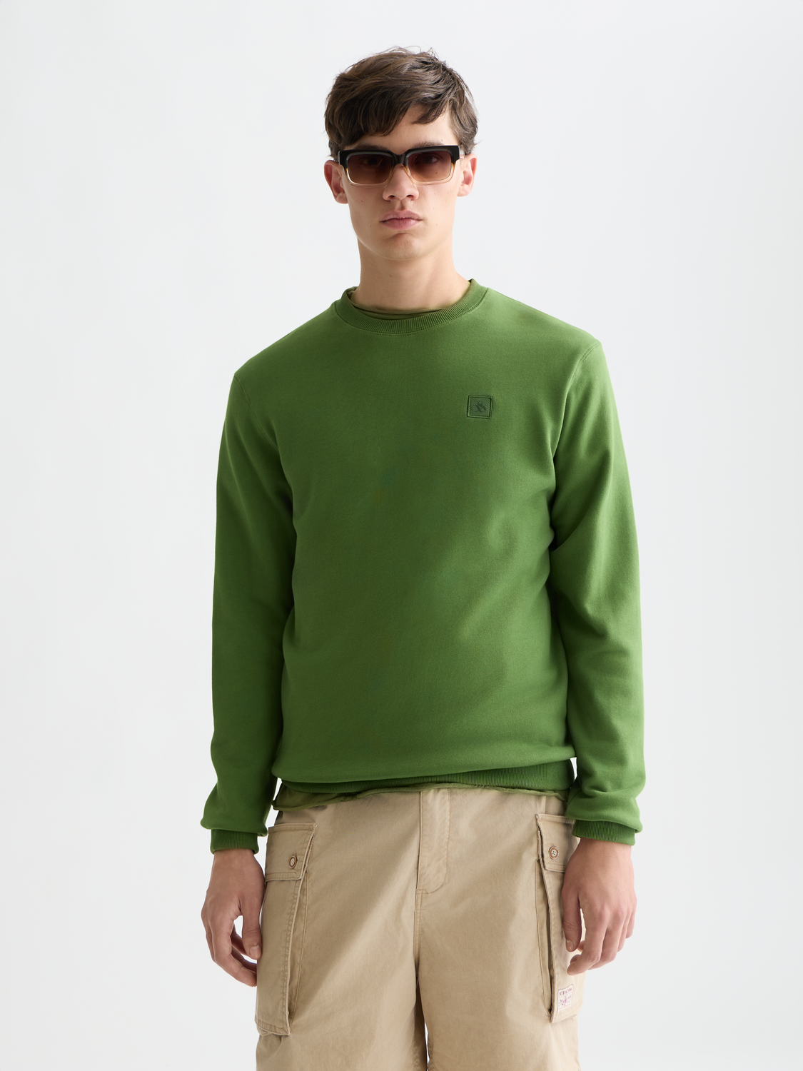 Essentials – Logo Badge Regular-Fit Sweatshirt