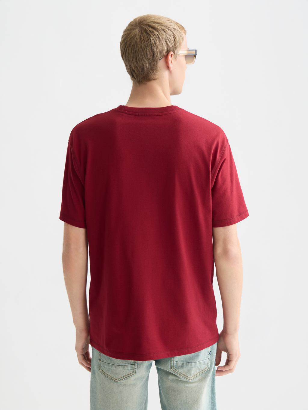 Seasonal Core Chest Artwork Relaxedfit Tshirt