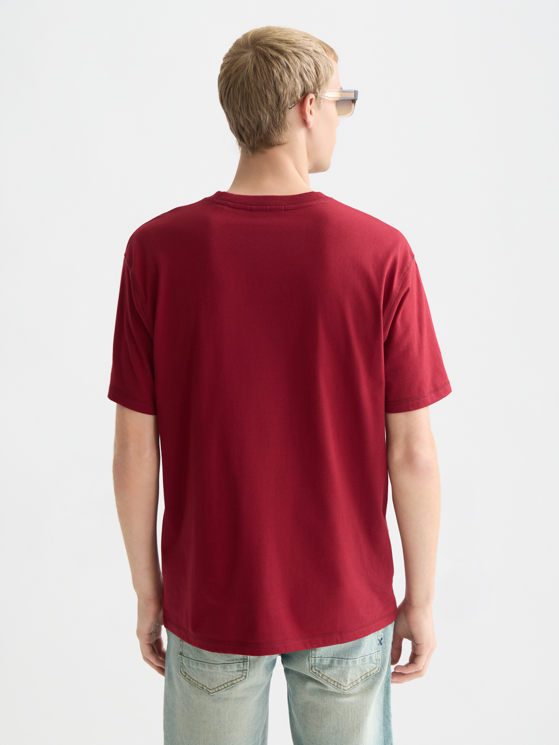 Seasonal Core Chest Artwork Relaxedfit Tshirt