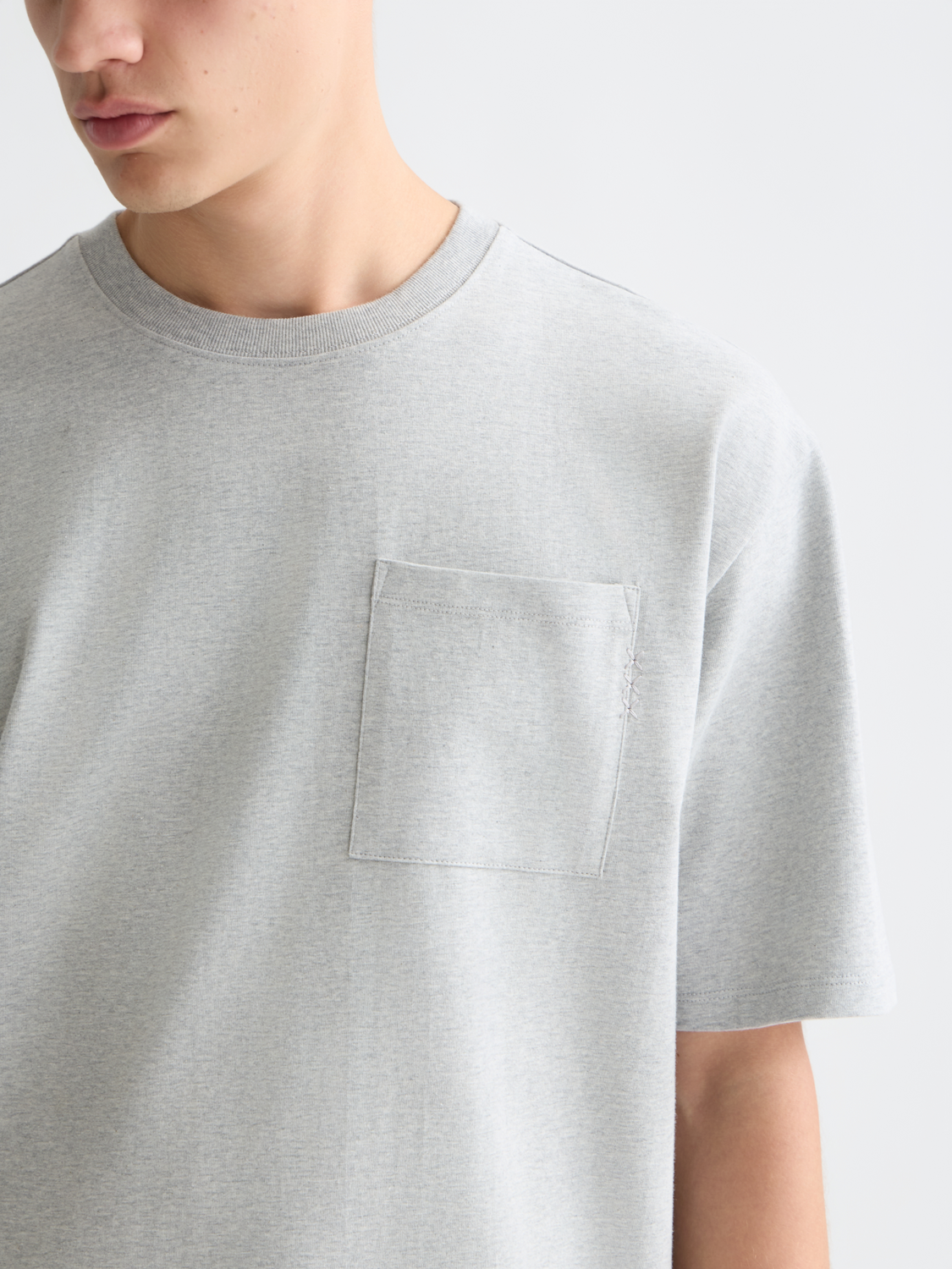 Seasonal Core 3 Crosses Chest Pocket Loosefit Tshirt