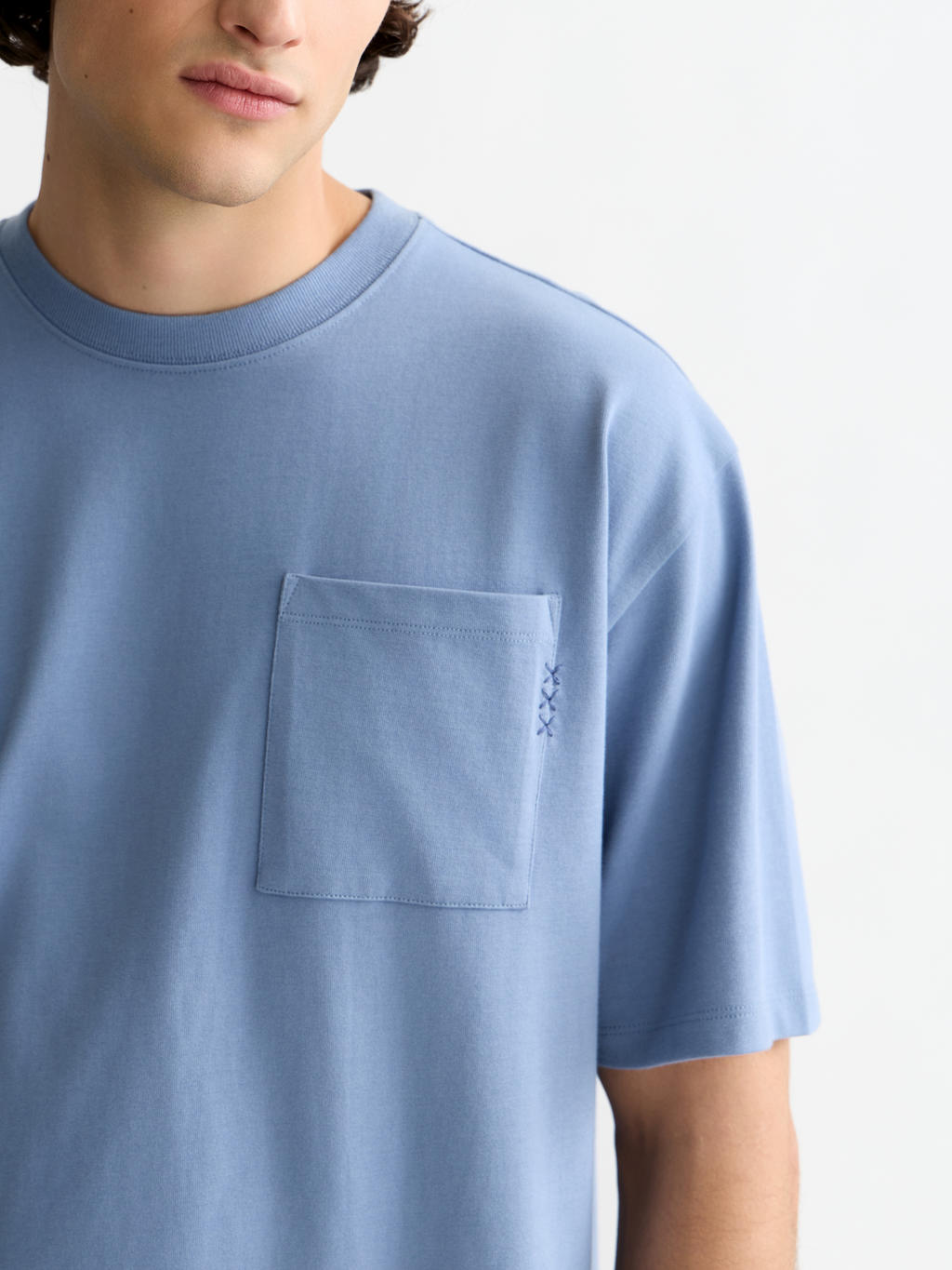Seasonal Core 3 Crosses Chest Pocket Loosefit Tshirt