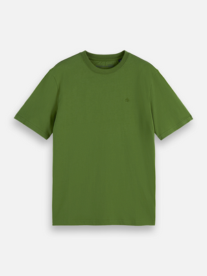 Seasonal Essentials —  Chest Logo Regularfit Tshirt