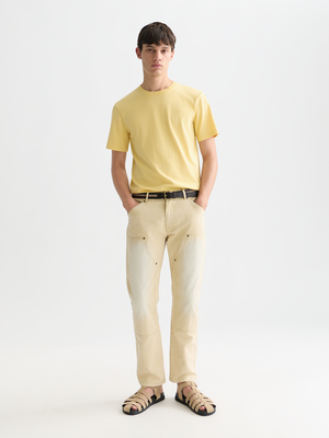 Seasonal Essentials —  Chest Logo Regularfit Tshirt