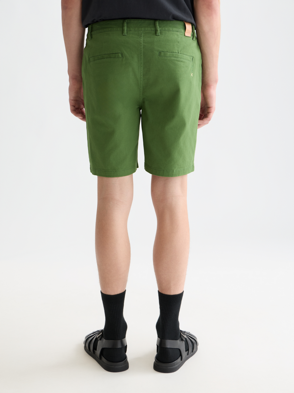 Seasonal Core Stuart Cotton Twill Regular-Fit Shorts