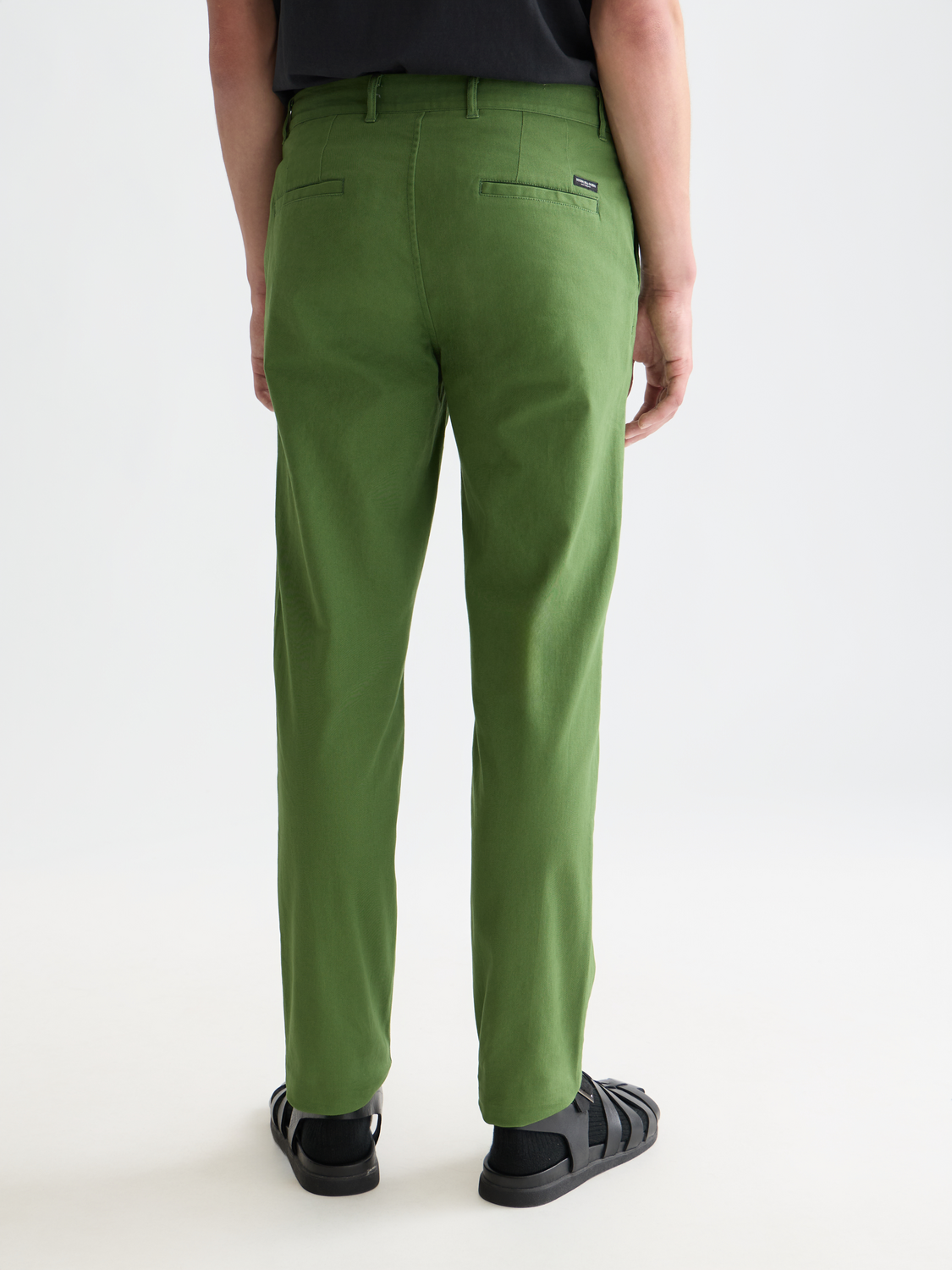 Chino en sergé de coton mélangé Stuart, collection saisonnière