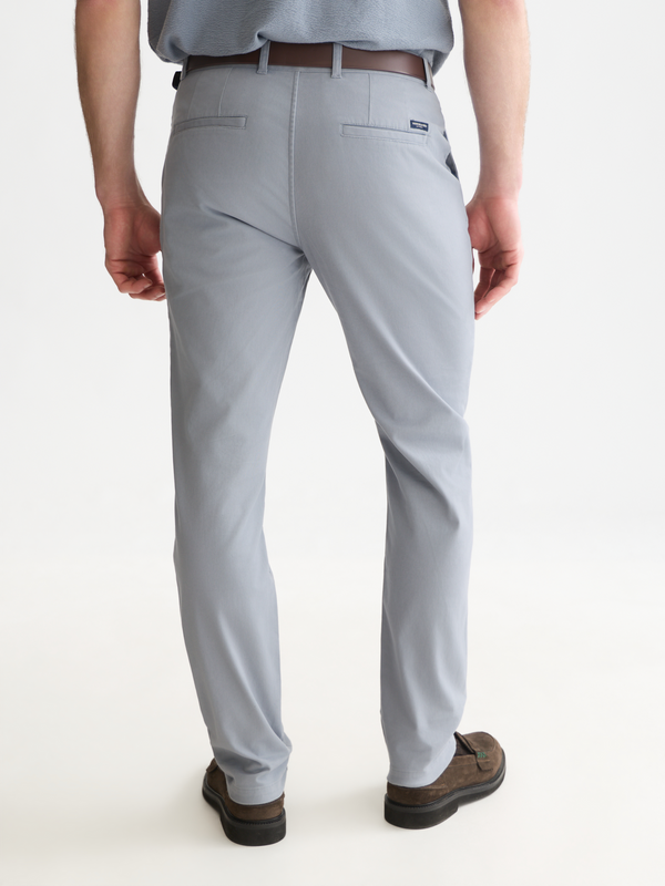 Essentials Stuart Chino en Sergé de Coton Extensible