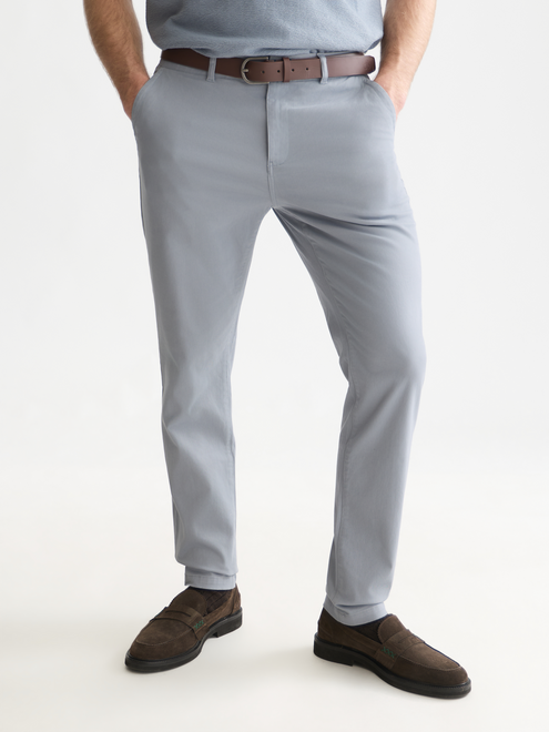 Essentials Stuart Chino en Sergé de Coton Extensible