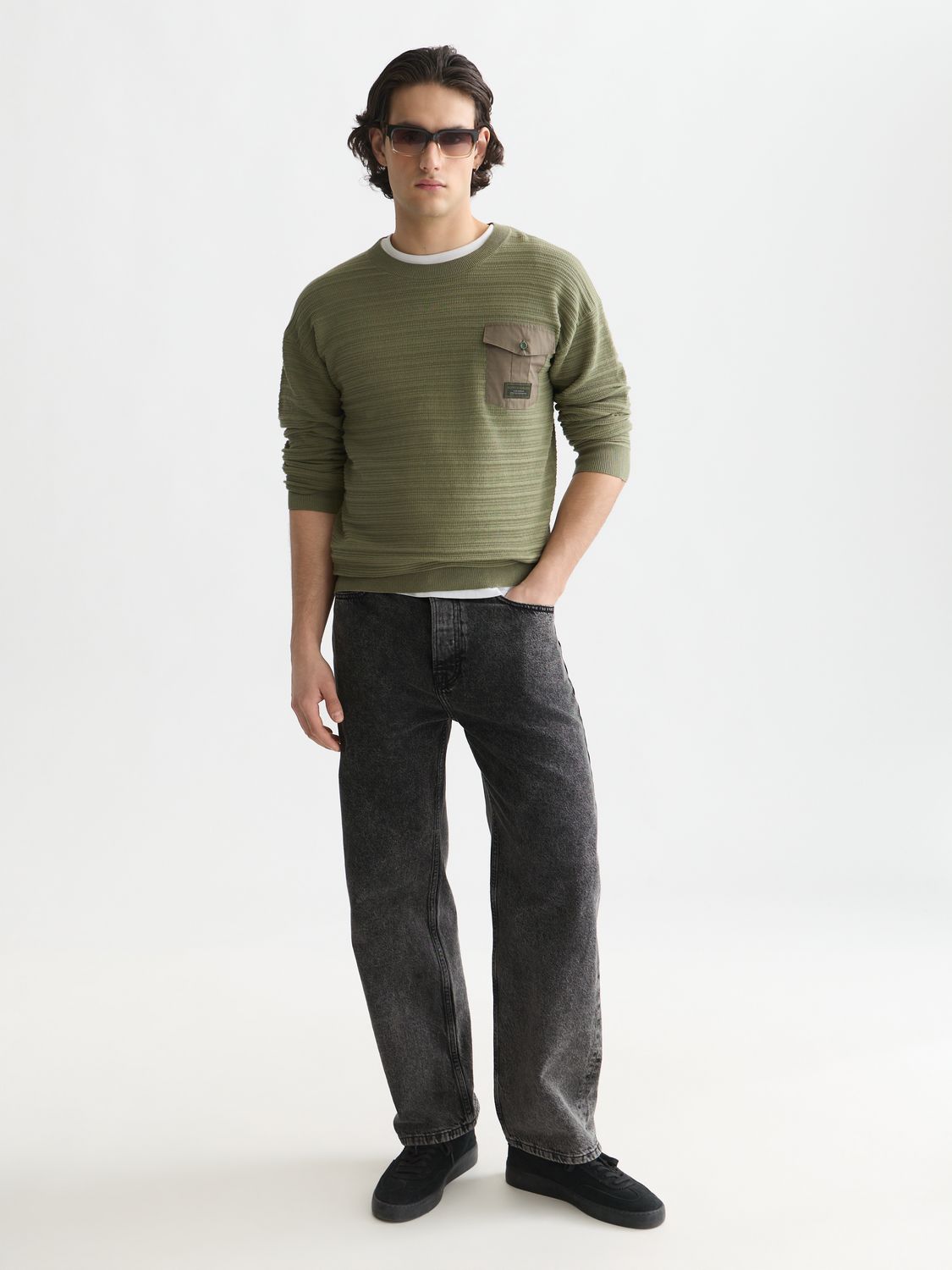 Structured Chest Pocket Relaxed-Fit Pullover