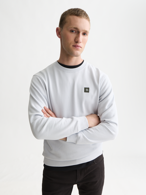Seasonal Essentials —  Logo Badge Regularfit Sweatshirt