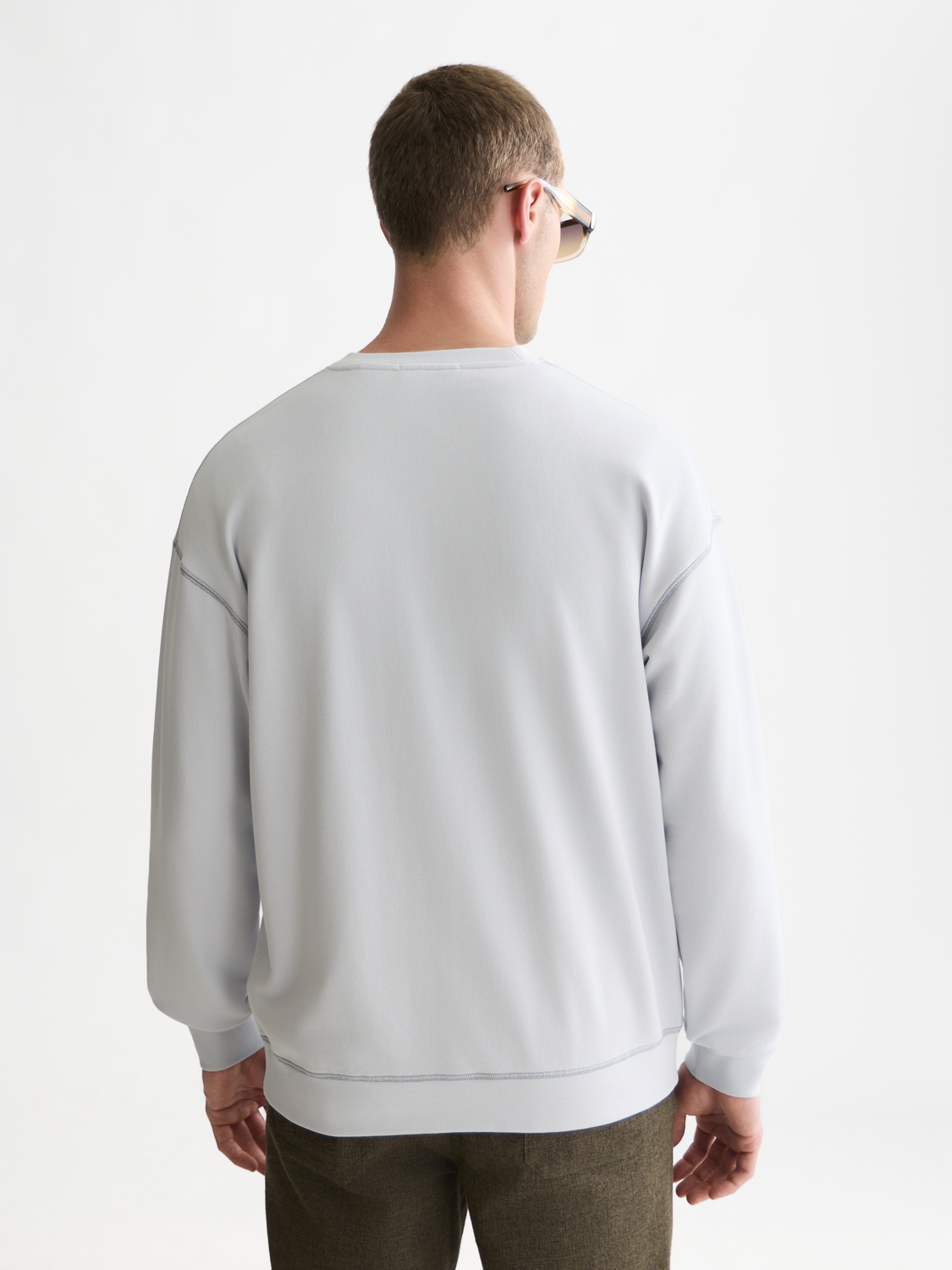 Seasonal Core Front Chest Artwork Relaxed-Fit Sweatshirt