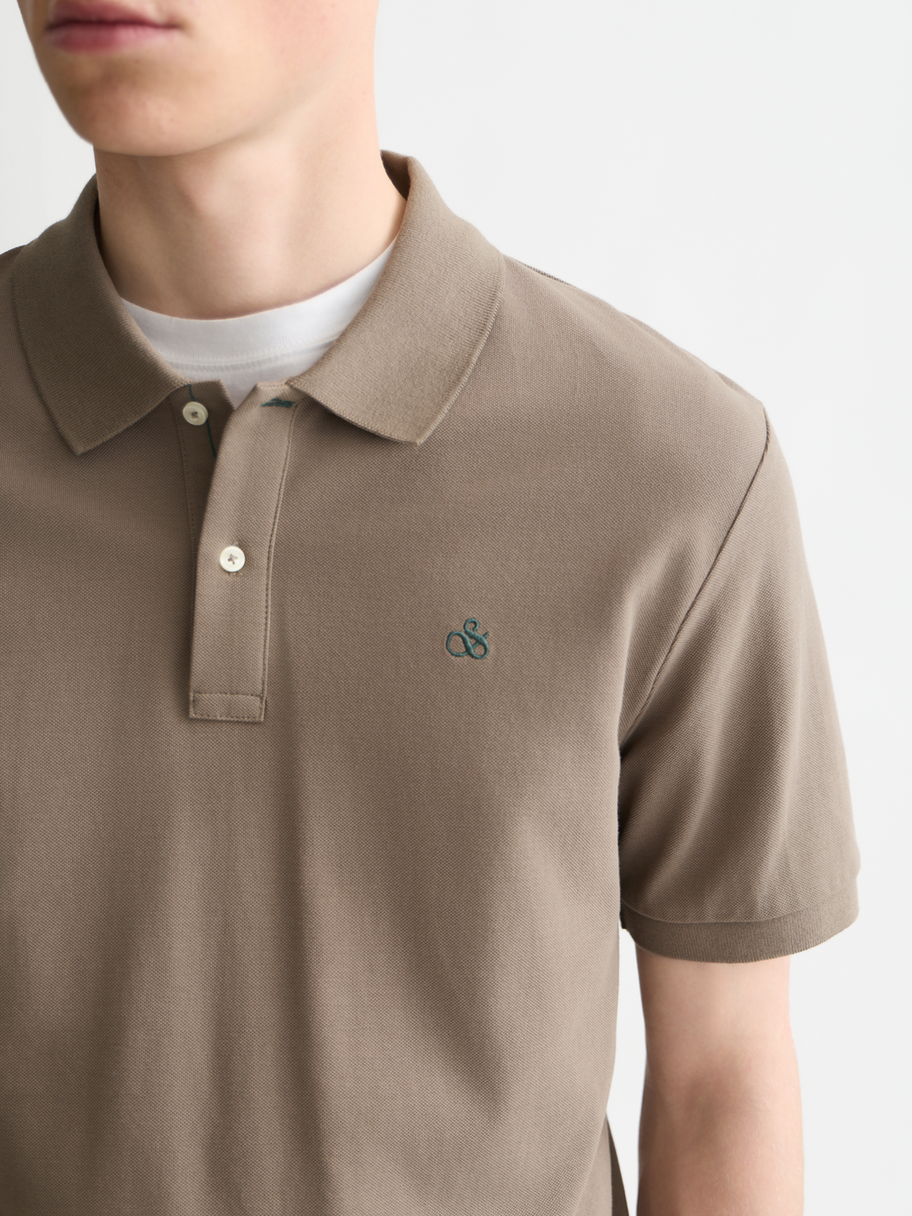 Seasonal core pique chest logo polo