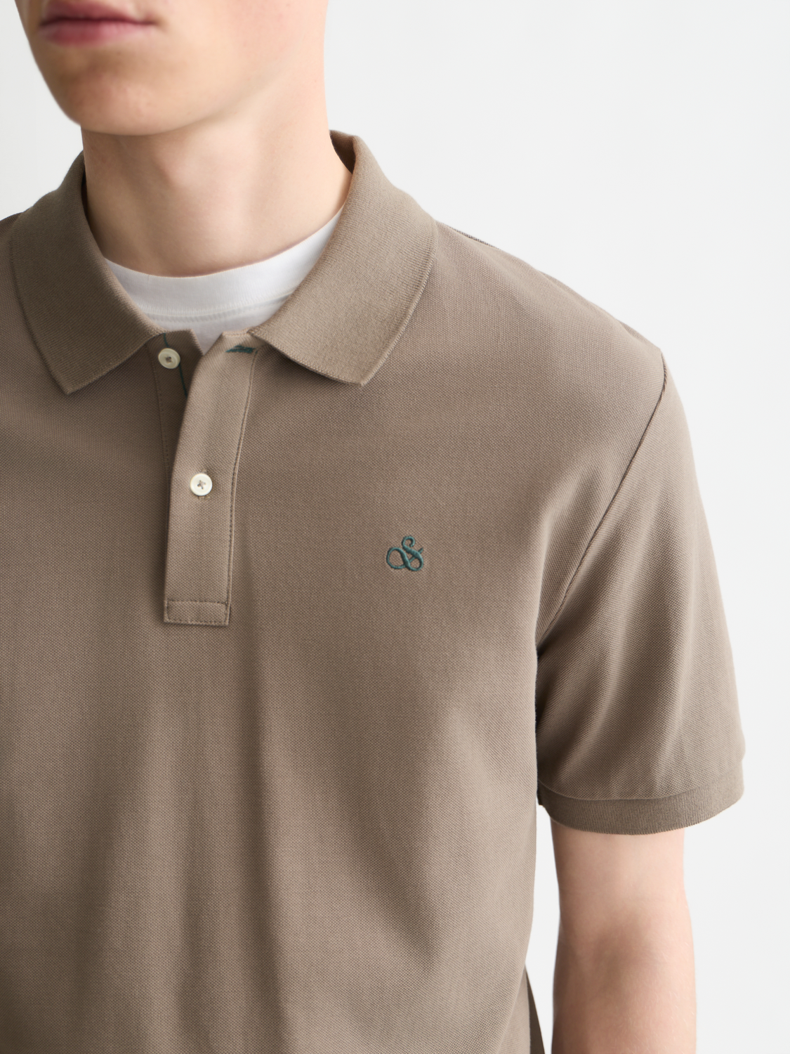 Seasonal core pique chest logo polo
