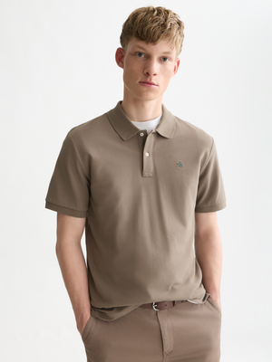 Seasonal core pique chest logo polo