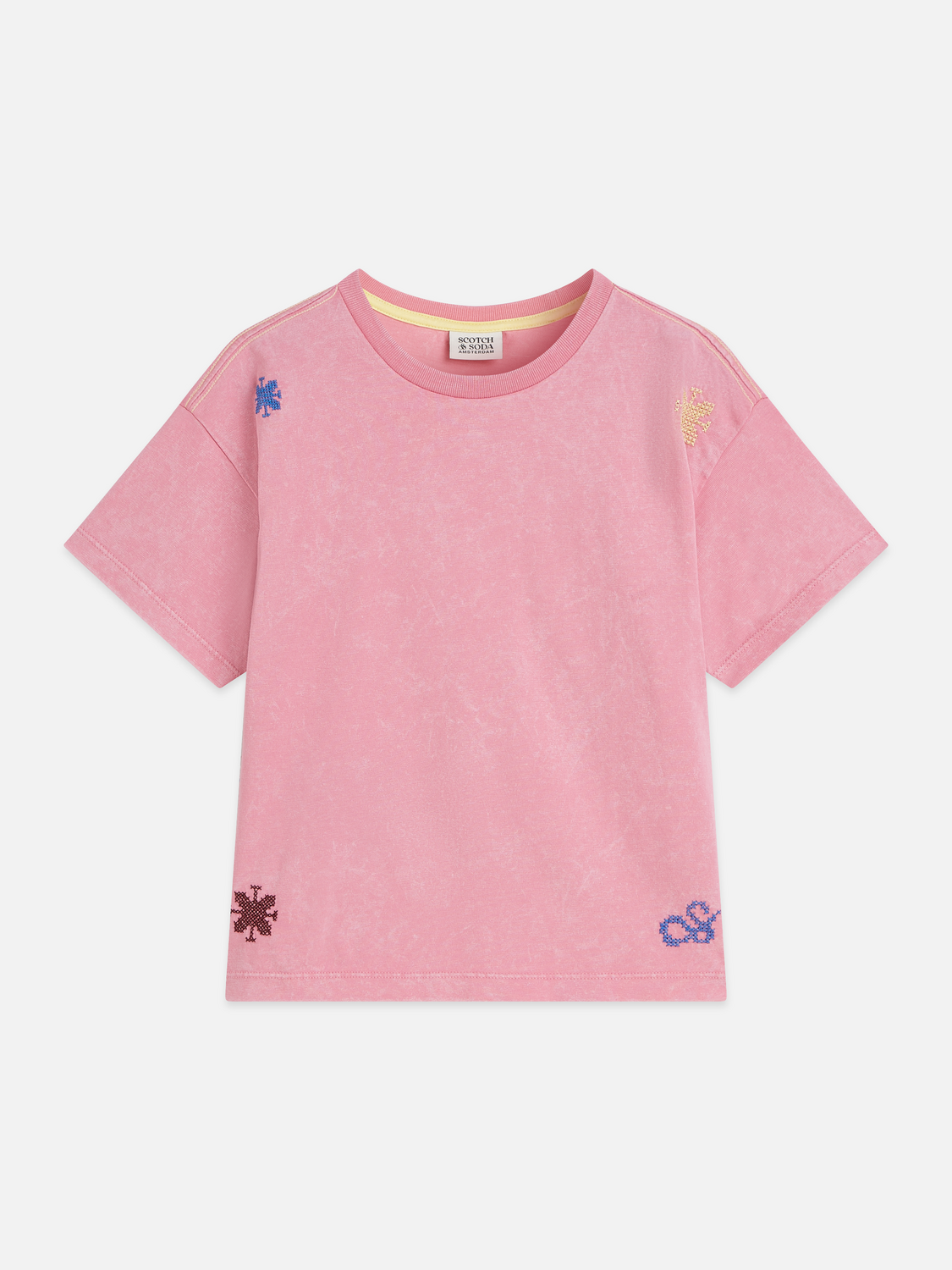 Embroidered Loosefit Snowwashed Tshirt
