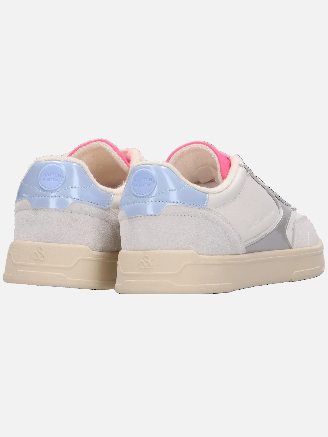 Nixie Sneakers