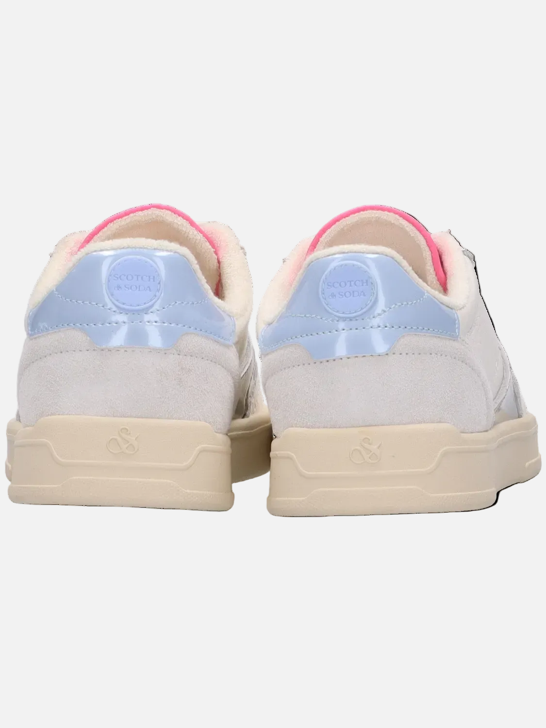 Nixie Sneakers