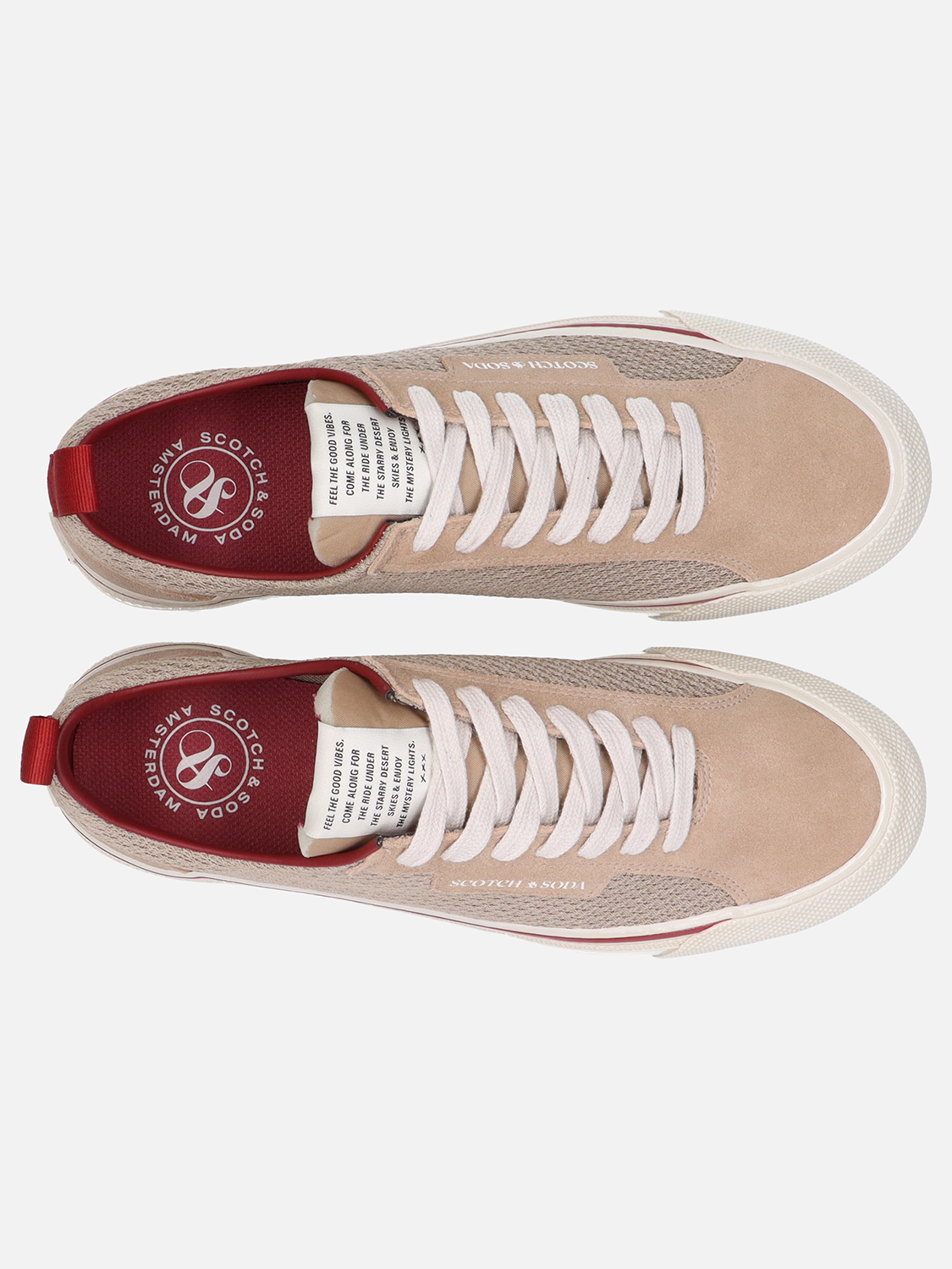 Wagger Sneakers