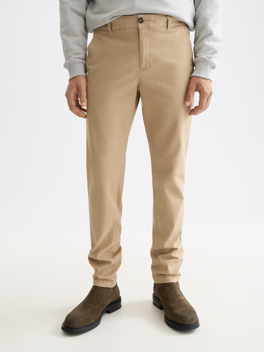 Essentials — Mott Cotton-Blend Chino
