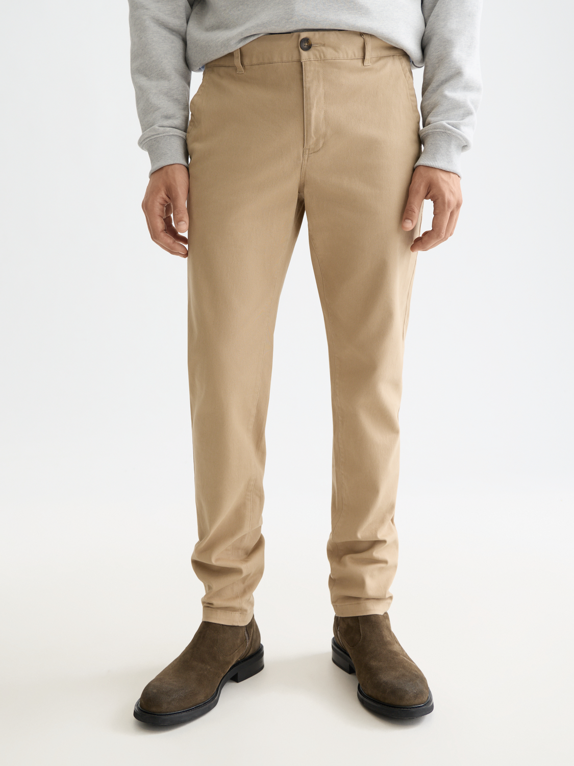 Essentials — Mott Cotton-Blend Chino