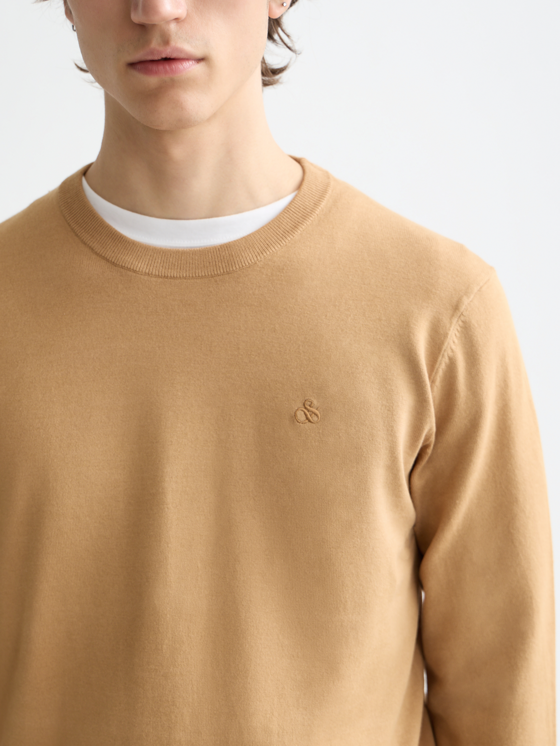 Essentials — Viscose Pullover Crewneck