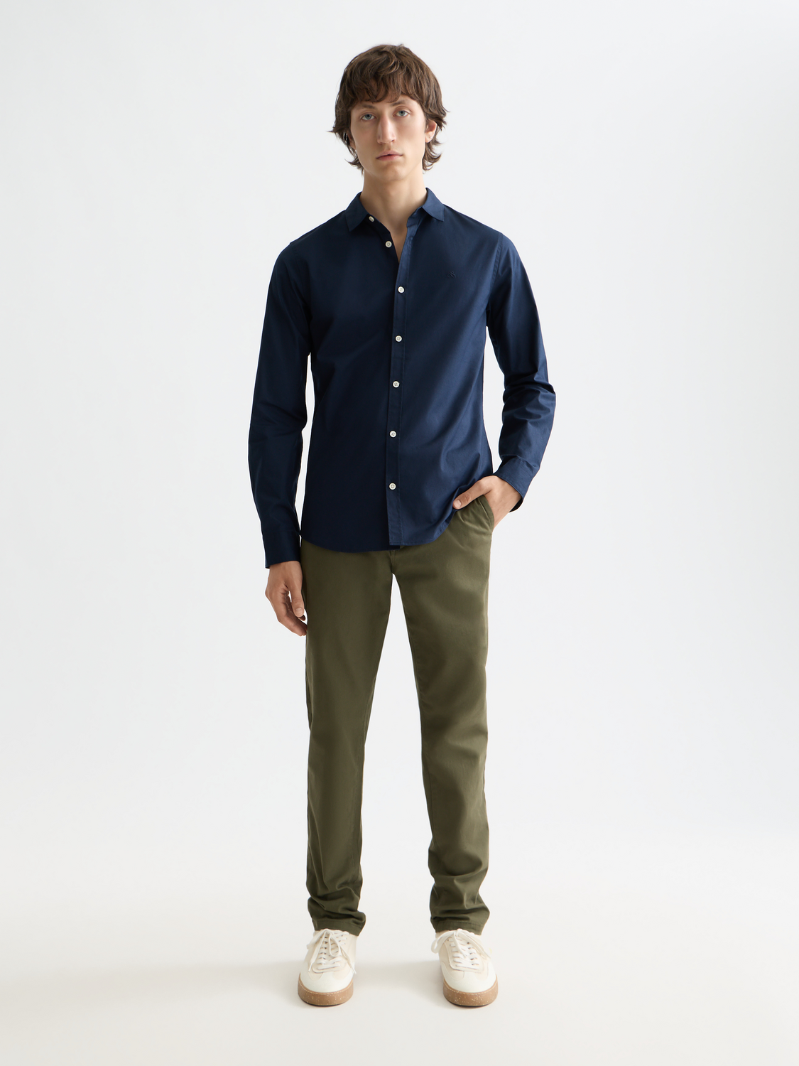 Essentials —  Poplin Solid Shirt