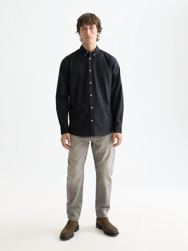 Essentials — Oxford Solid Shirt