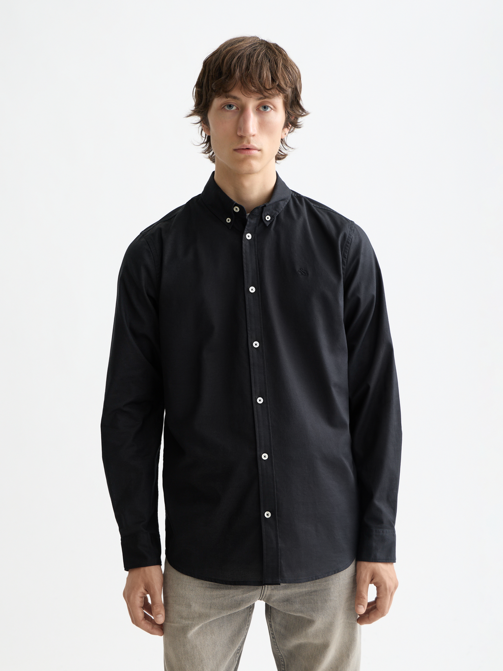 Essentials — Oxford Solid Shirt
