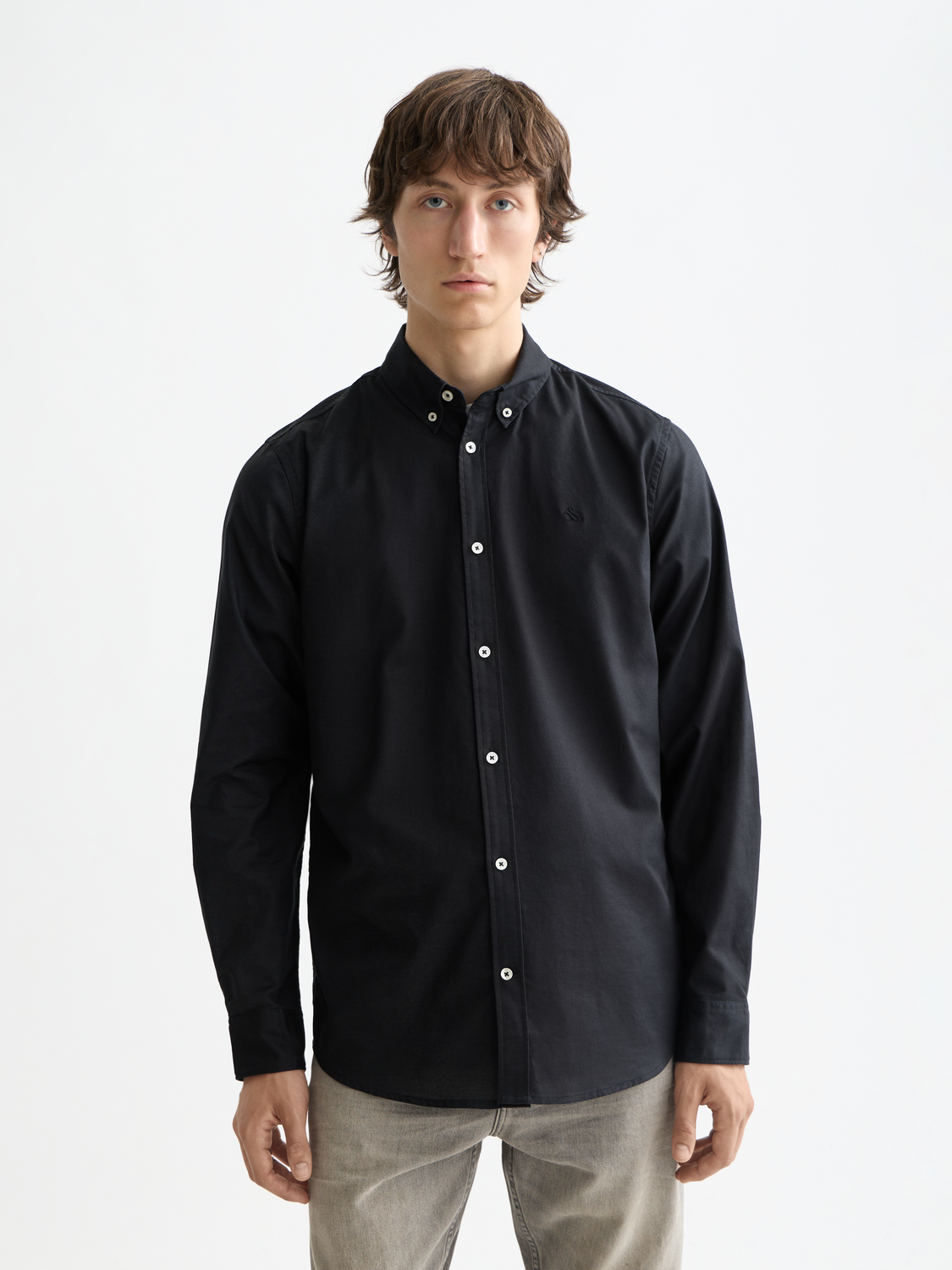 Essentials — Oxford Solid Shirt