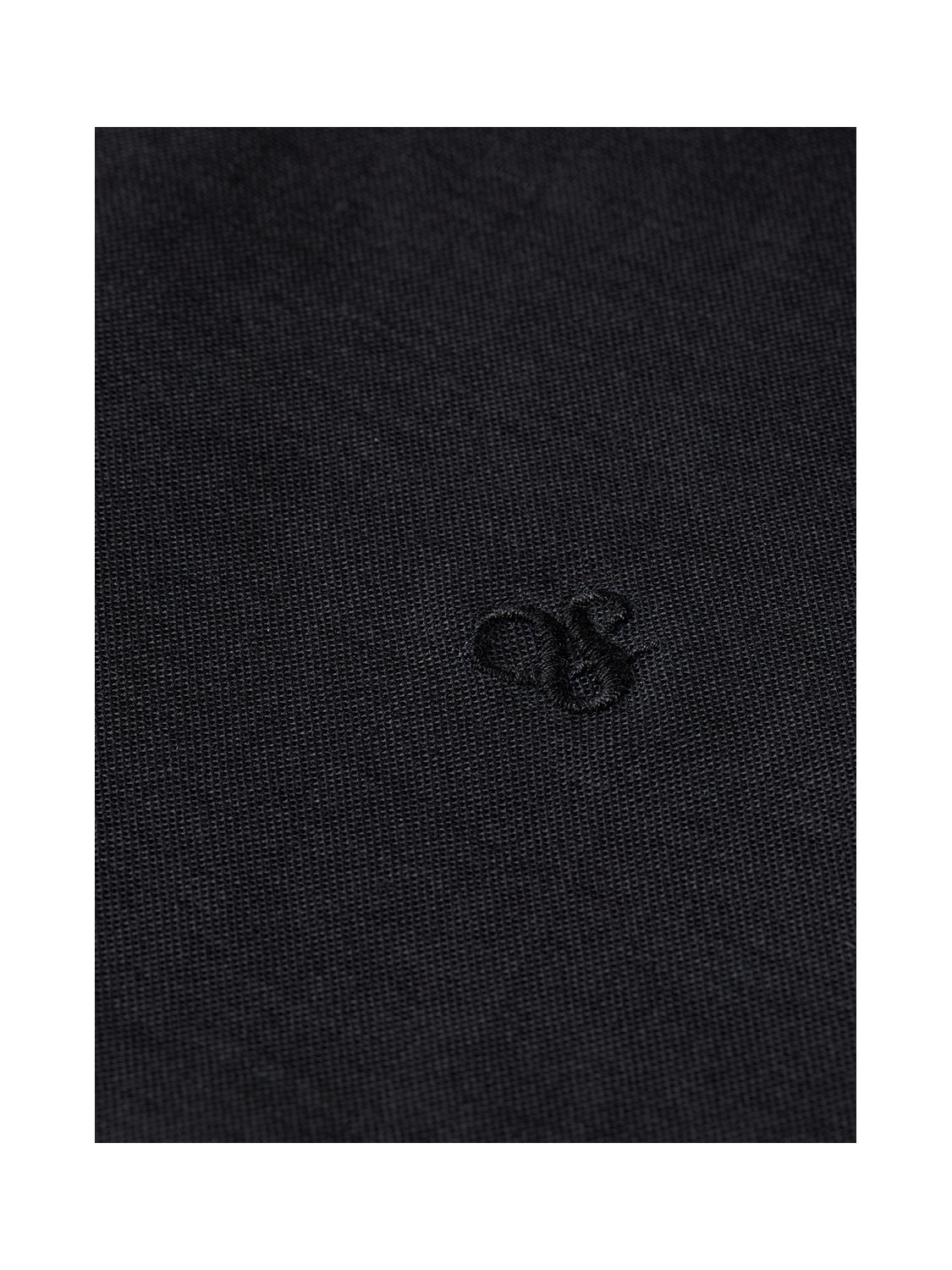 Essentials — Oxford Solid Shirt