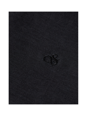 Essentials — Oxford Solid Shirt
