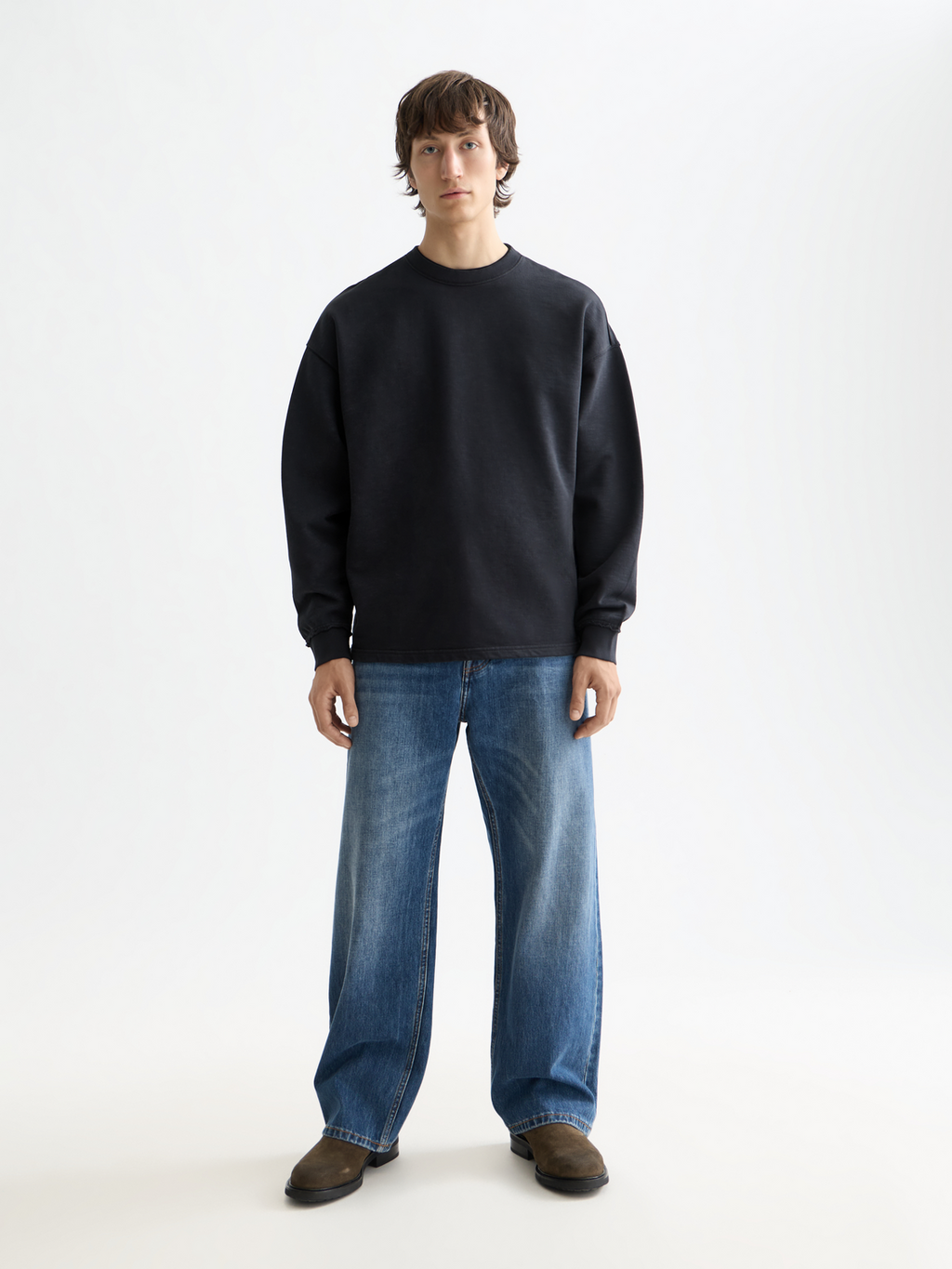 Essentials — Sweatshirt