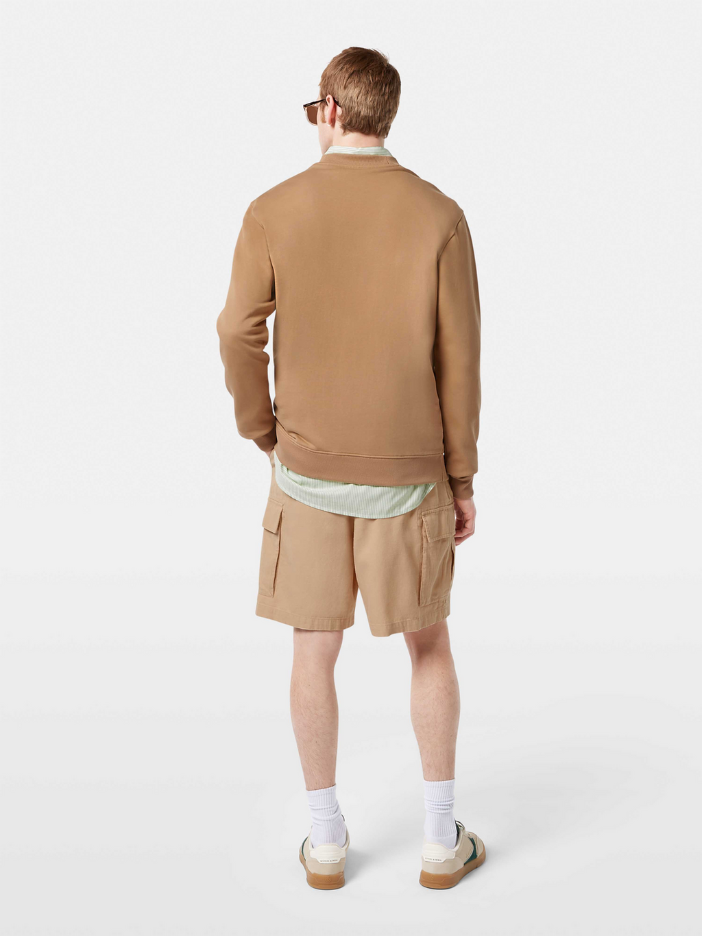 Regular Fit Sweatshirt mit Logo auf der linken Brust