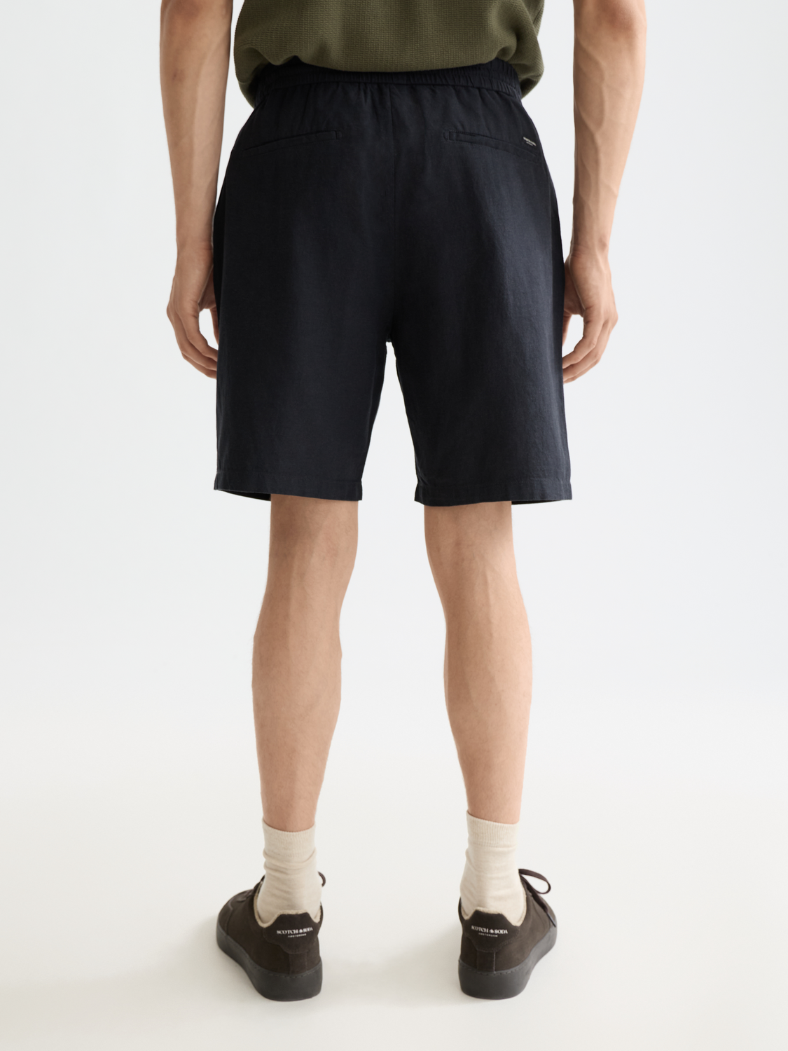 Essentials — Fave - Cotton-Linen Twill Bermuda Short