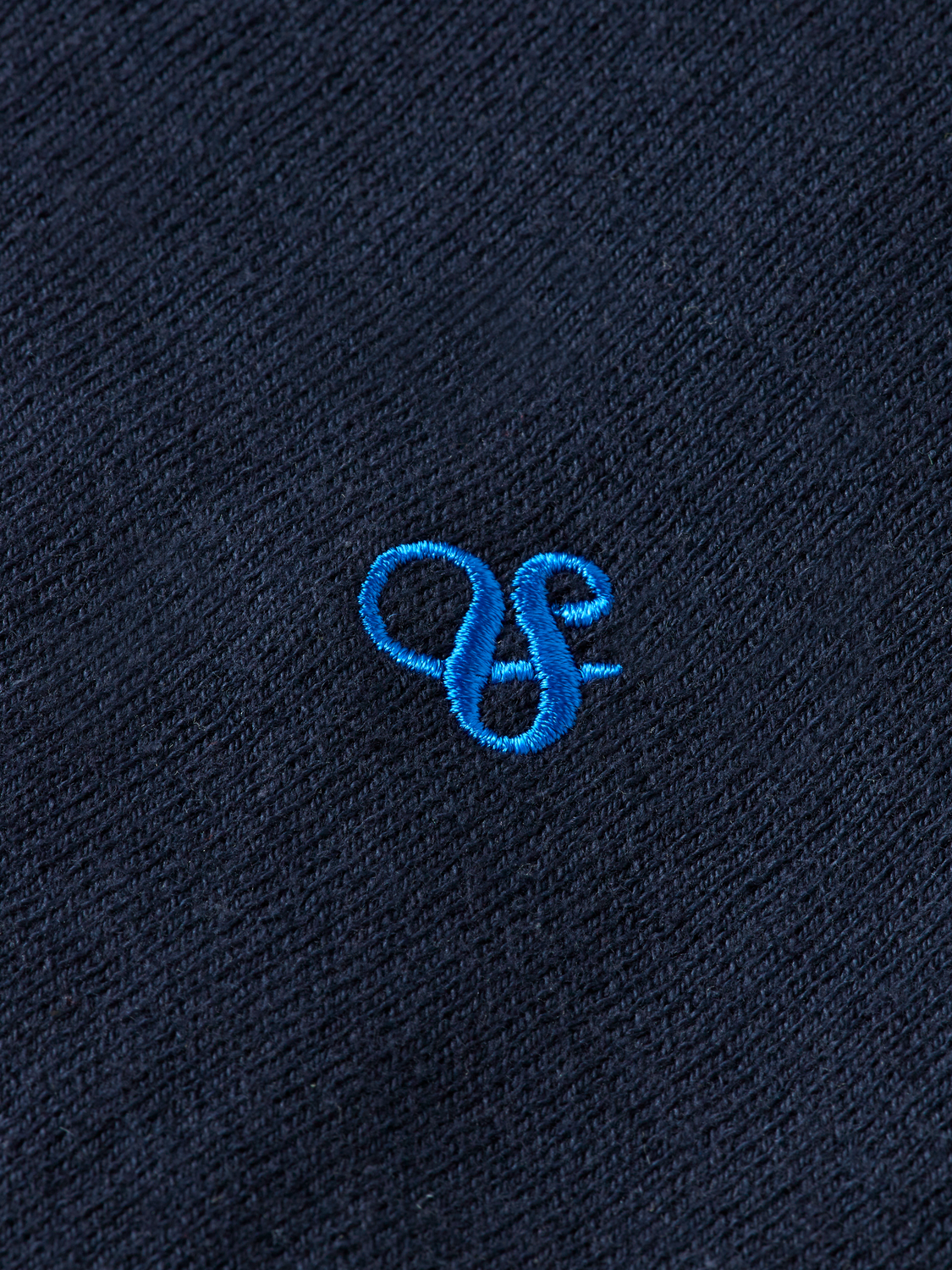 Core - Pull coupe droite avec logo