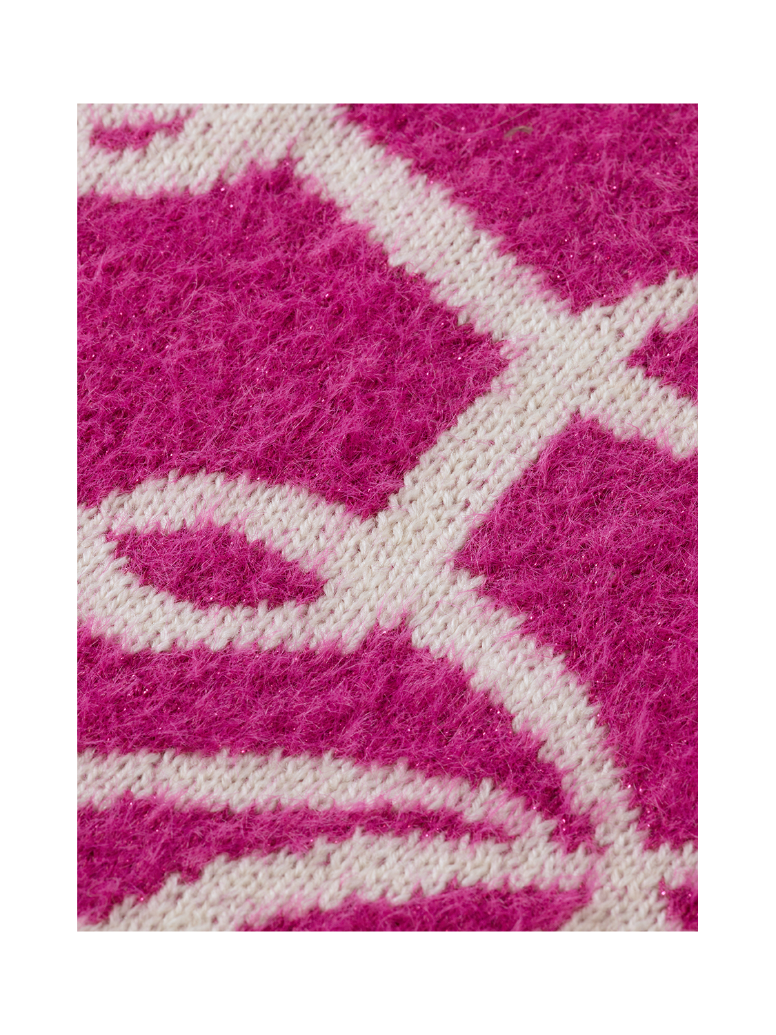 Pull col roulé en intarsia pailleté