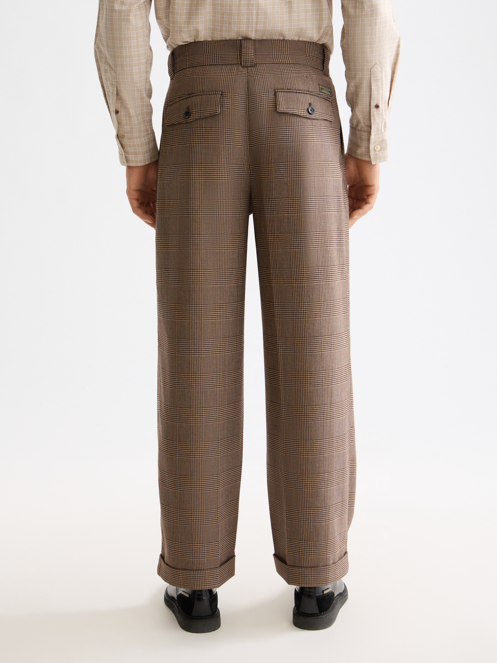 Checkered Wool-Blend Pleated Baggy Fit Chino