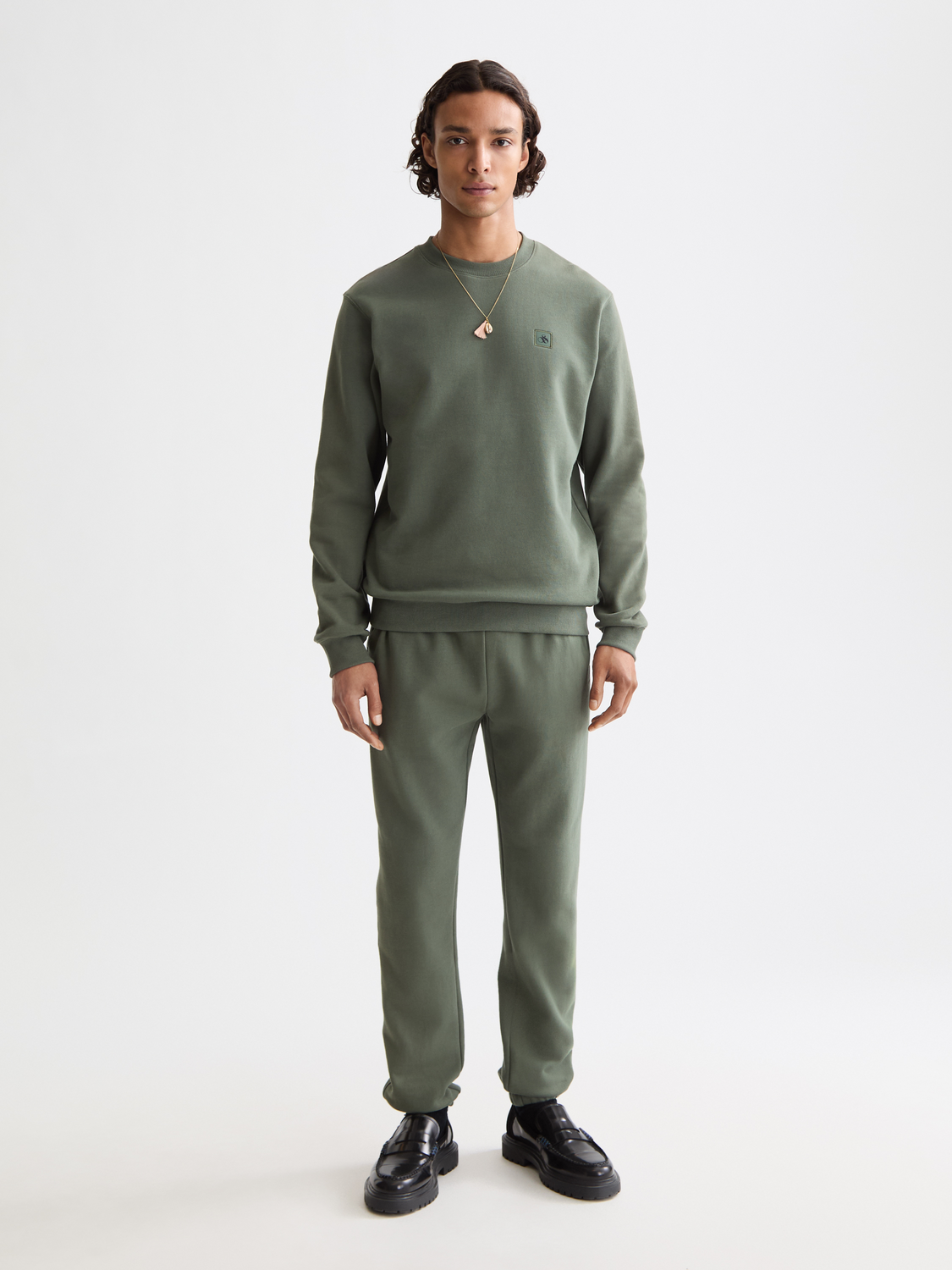 Seasonal Core - Logo Badge Sweatpants