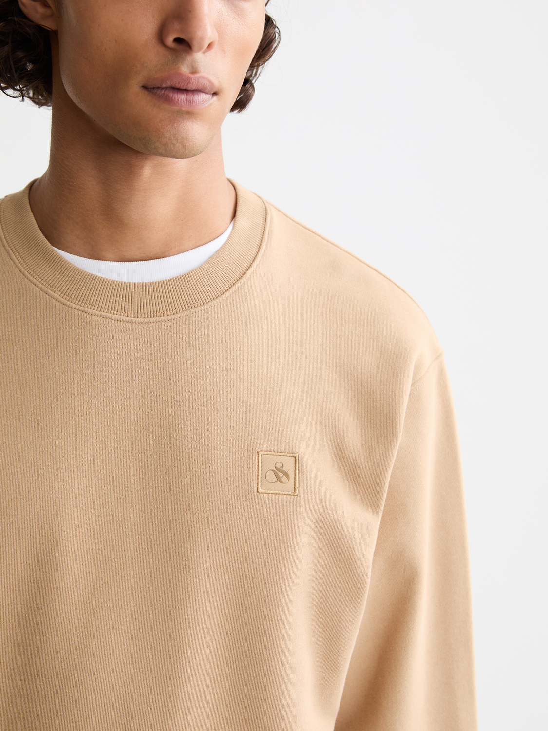 Seasonal Core - Regular-Fit Logo Sweatshirt