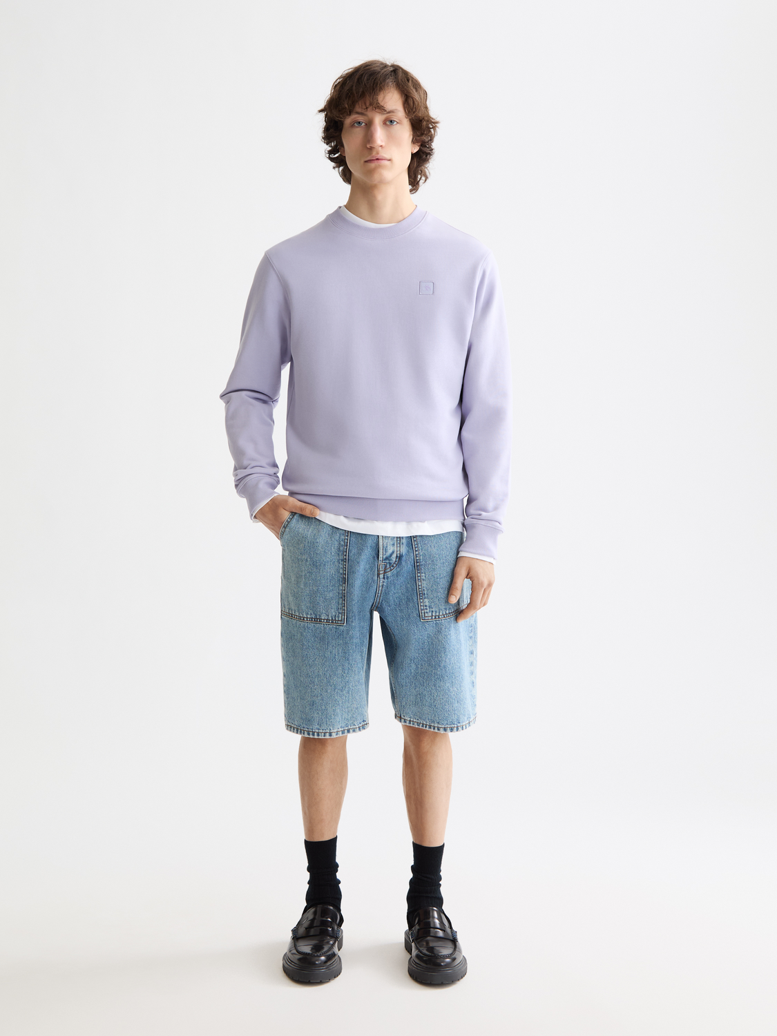 Seasonal Core - Regular-Fit Logo Sweatshirt