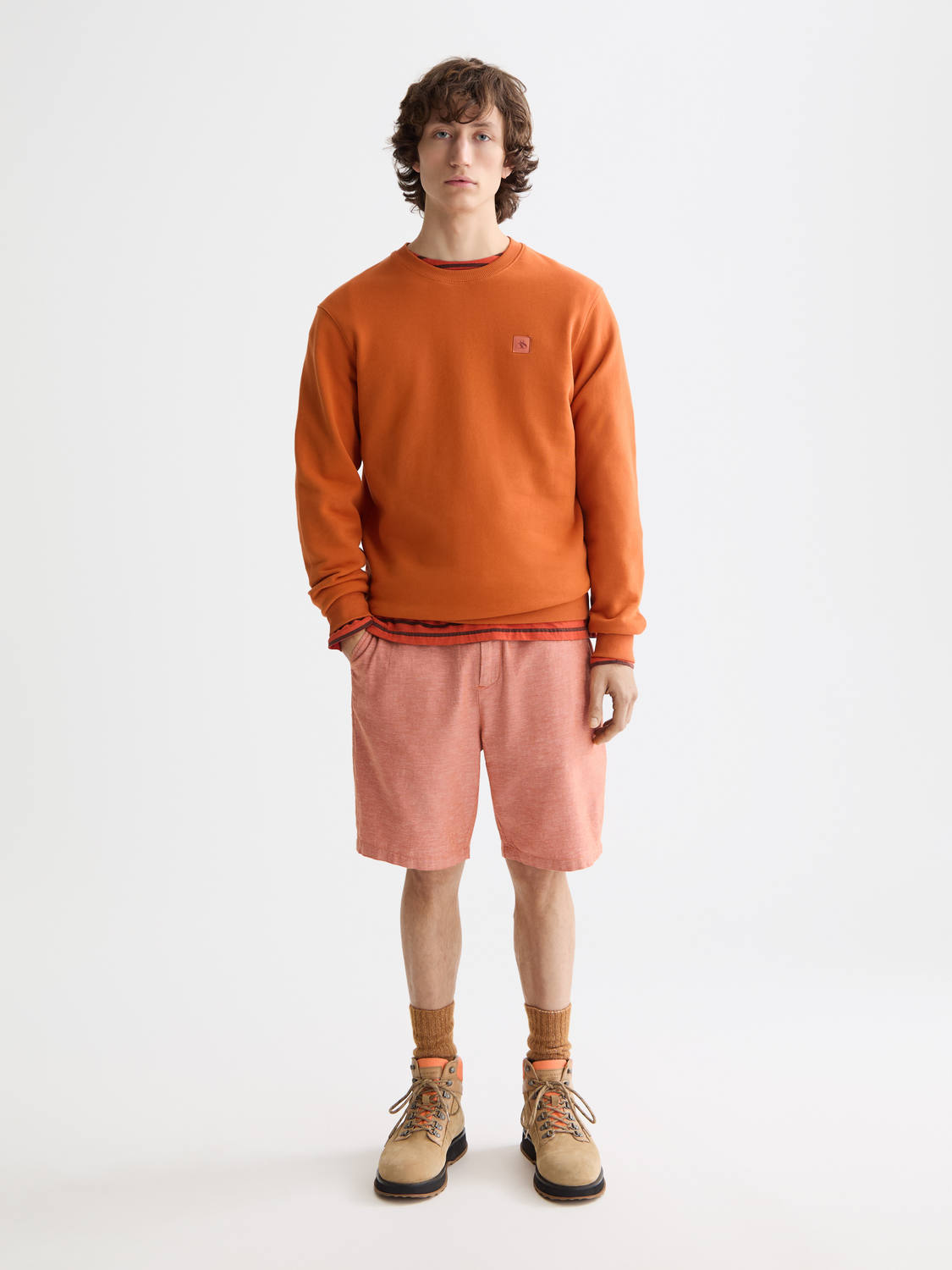 Seasonal Core - Regular-Fit Logo Sweatshirt