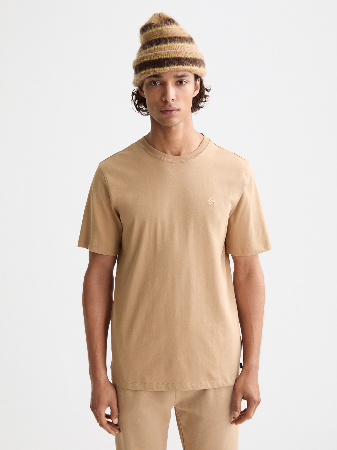 Seasonal Core - Regular-Fit Logo T-Shirt