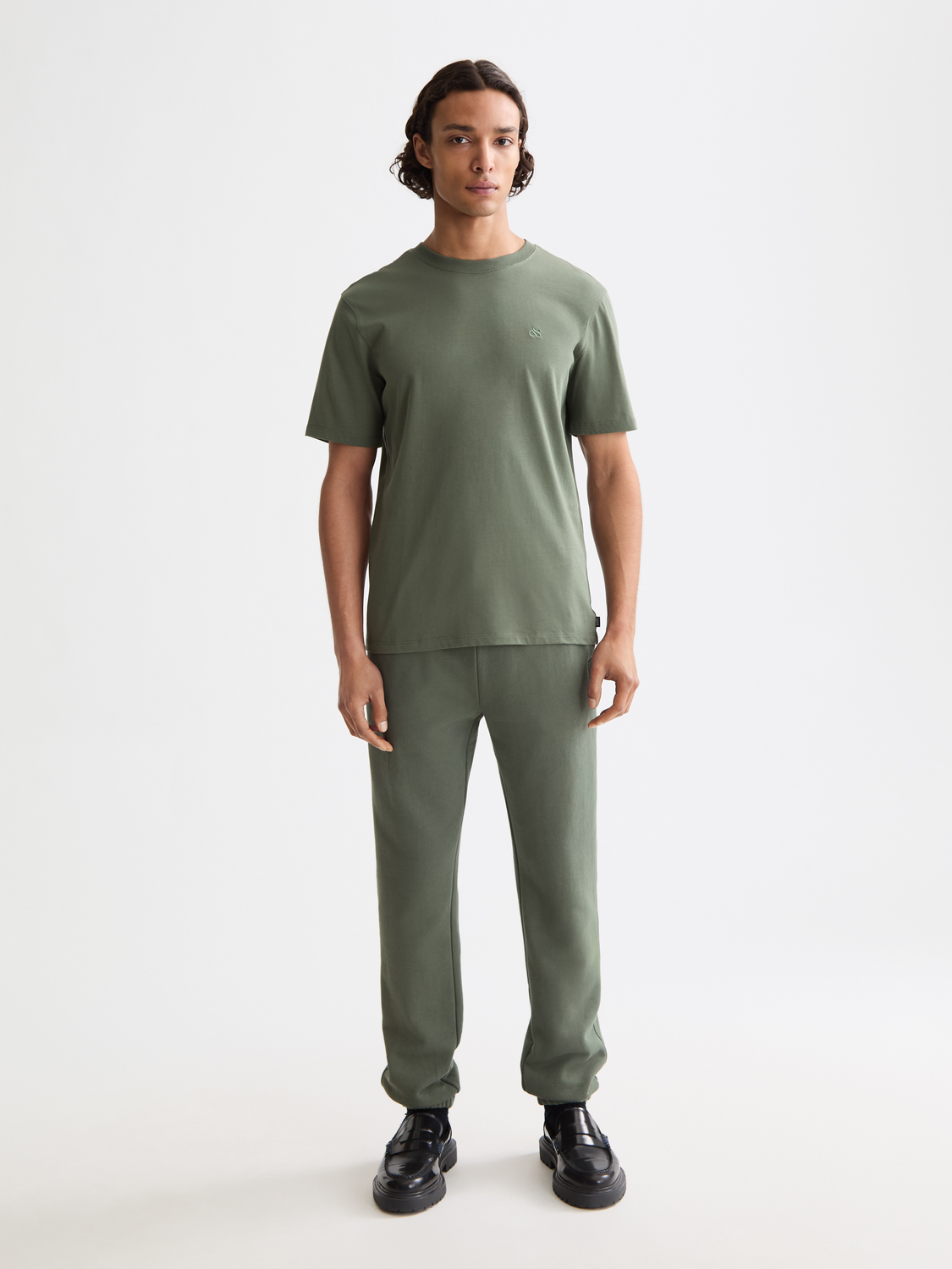 Seasonal Core - Regular-Fit Logo T-Shirt
