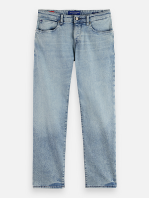 Essentials —  The Zee straight jeans — Blue Story