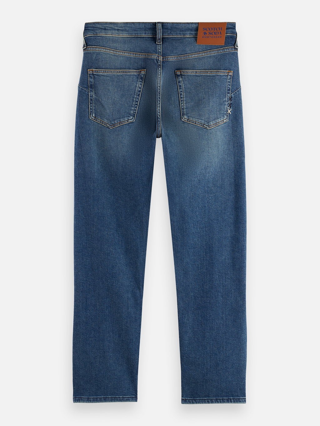 Essentials —  The Zee straight fit jeans — Blue Moves
