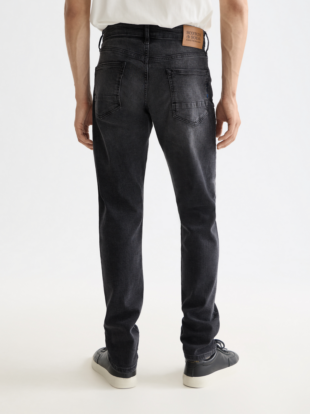 Essentials —  Ralston slim jeans — Black Night