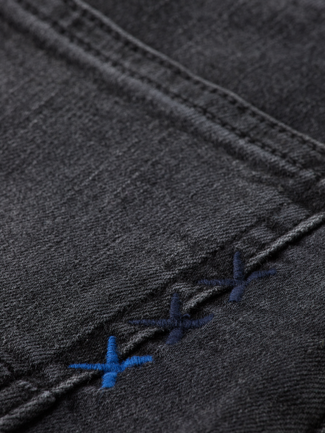 Essentials —  Ralston slim jeans — Black Night