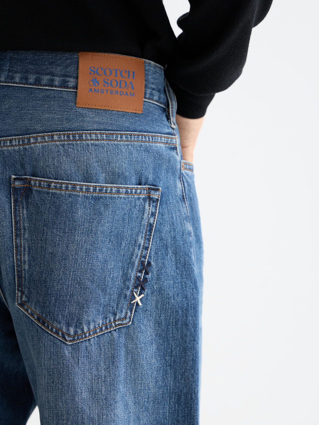 Core The Pitch Loose Jeans — Bring The Blue